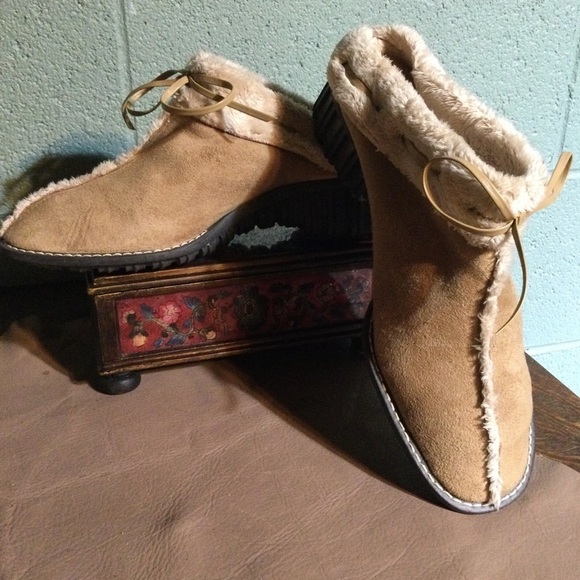Anne Klein n.y. NWOT slip ons warm fur lined mules size 8 - Picture 3 of 10